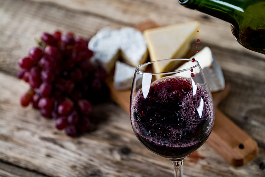 Délice de Bourgogne + Sparkling Wine - Five Wine & Cheese Pairings